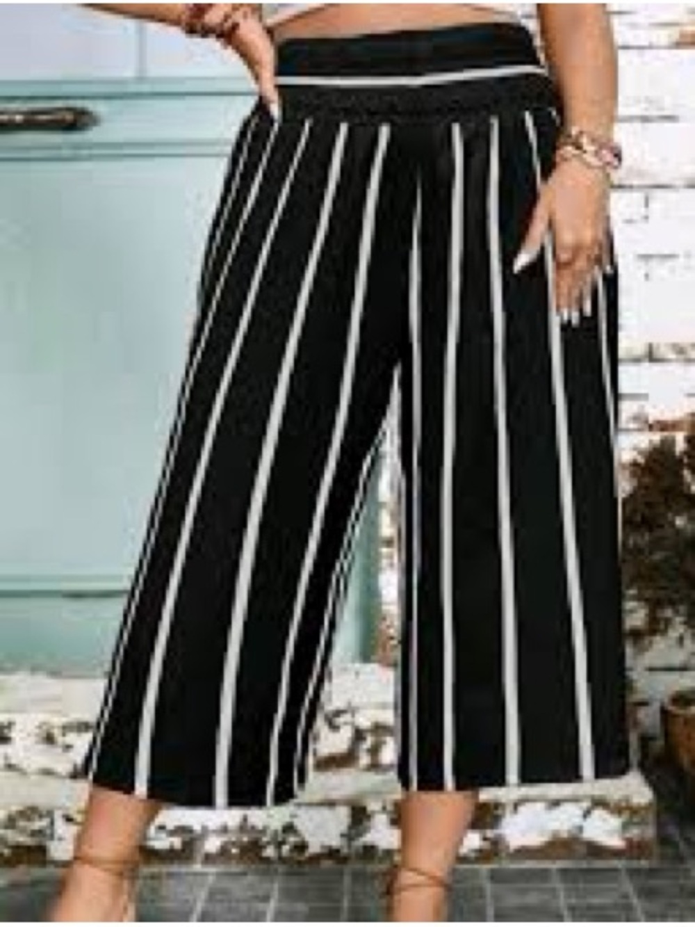 Luisa cerano Black & White Vertical-Stripe Cropped Wide-Leg Pants